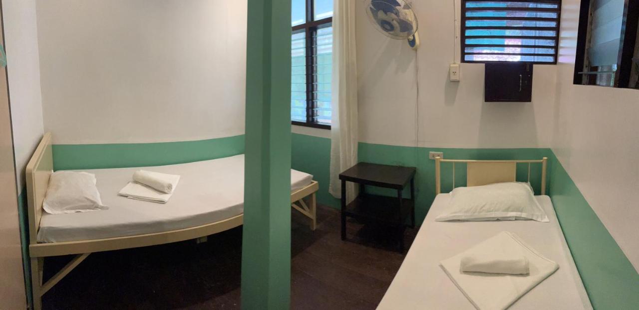 Austrias Guest House El Nido Bagian luar foto