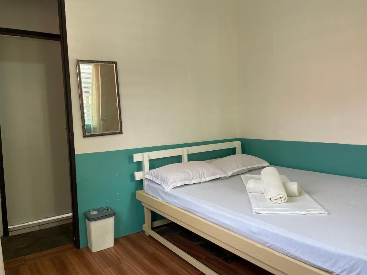 Austrias Guest House El Nido Bagian luar foto