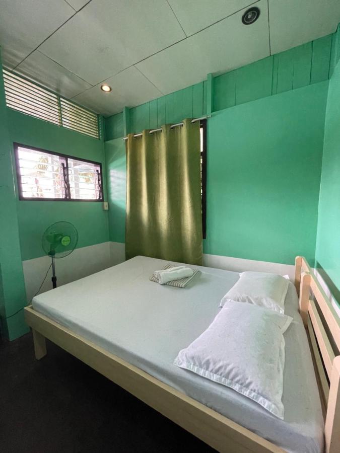 Austrias Guest House El Nido Bagian luar foto