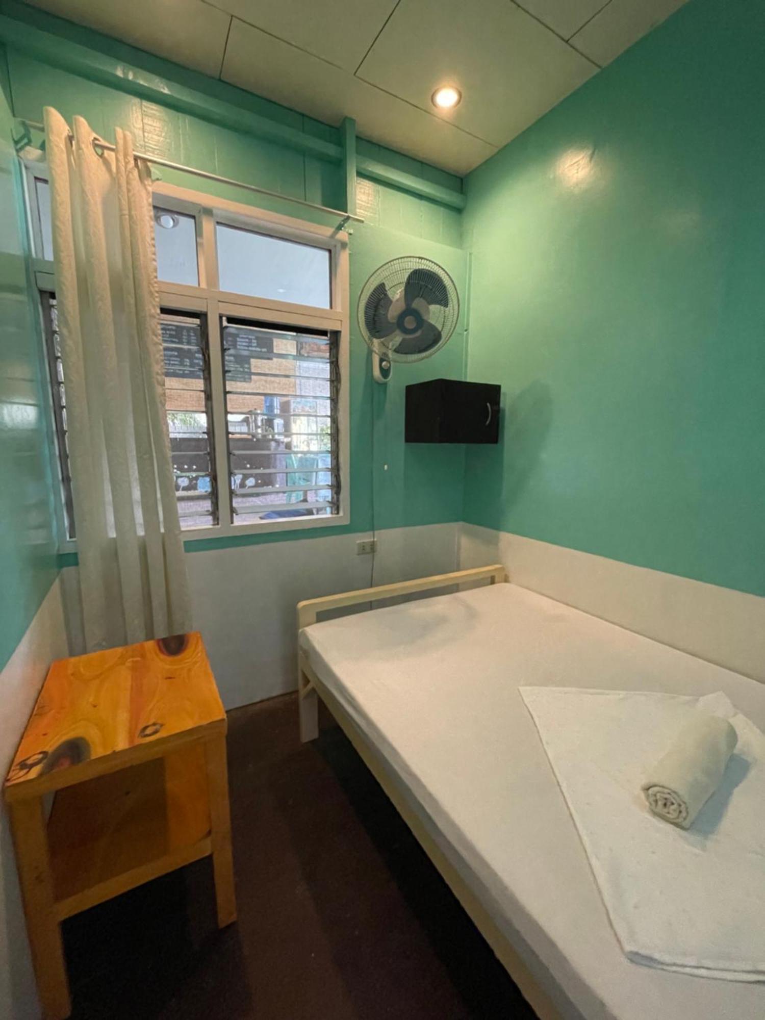 Austrias Guest House El Nido Bagian luar foto